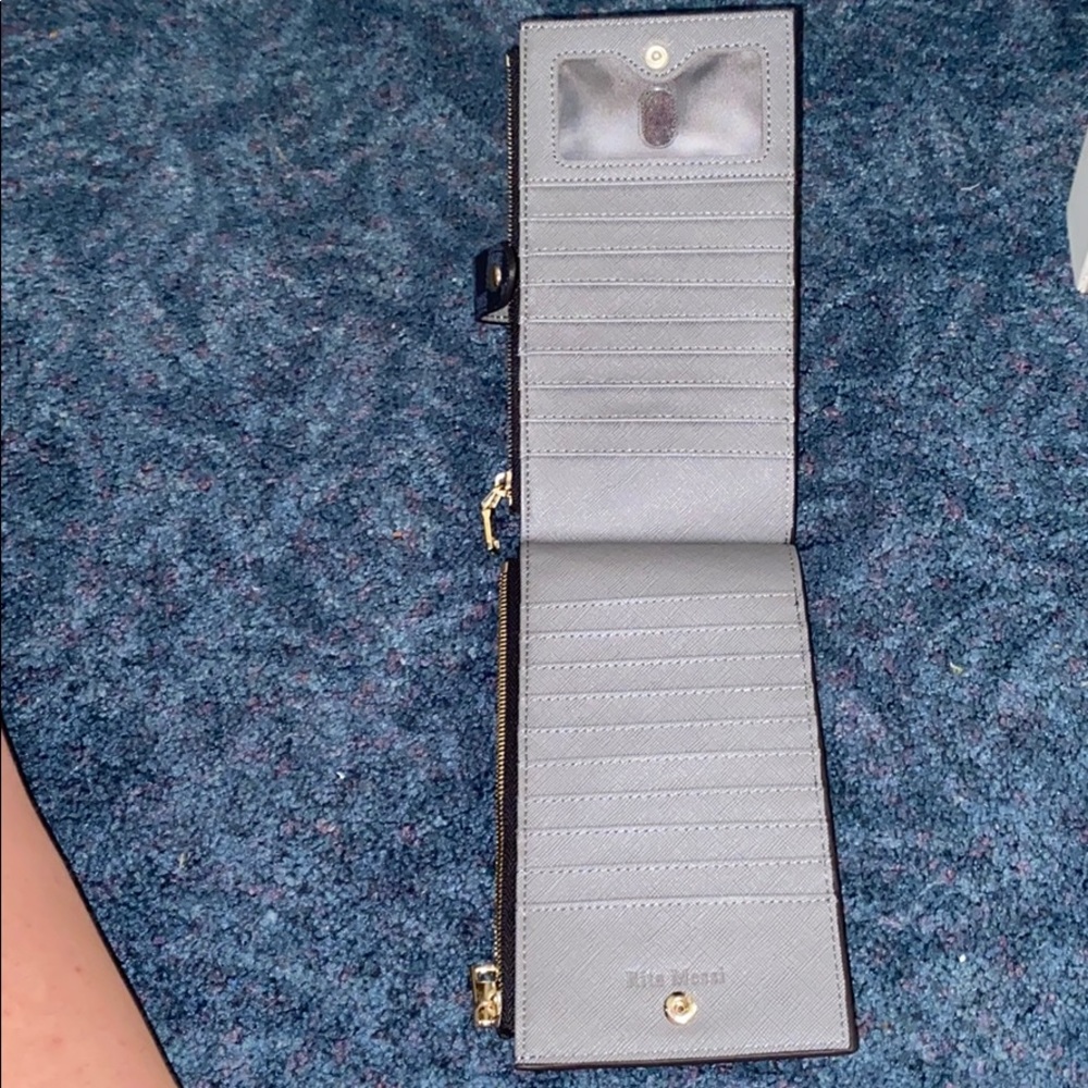Checker wallet - Picture 2 of 3